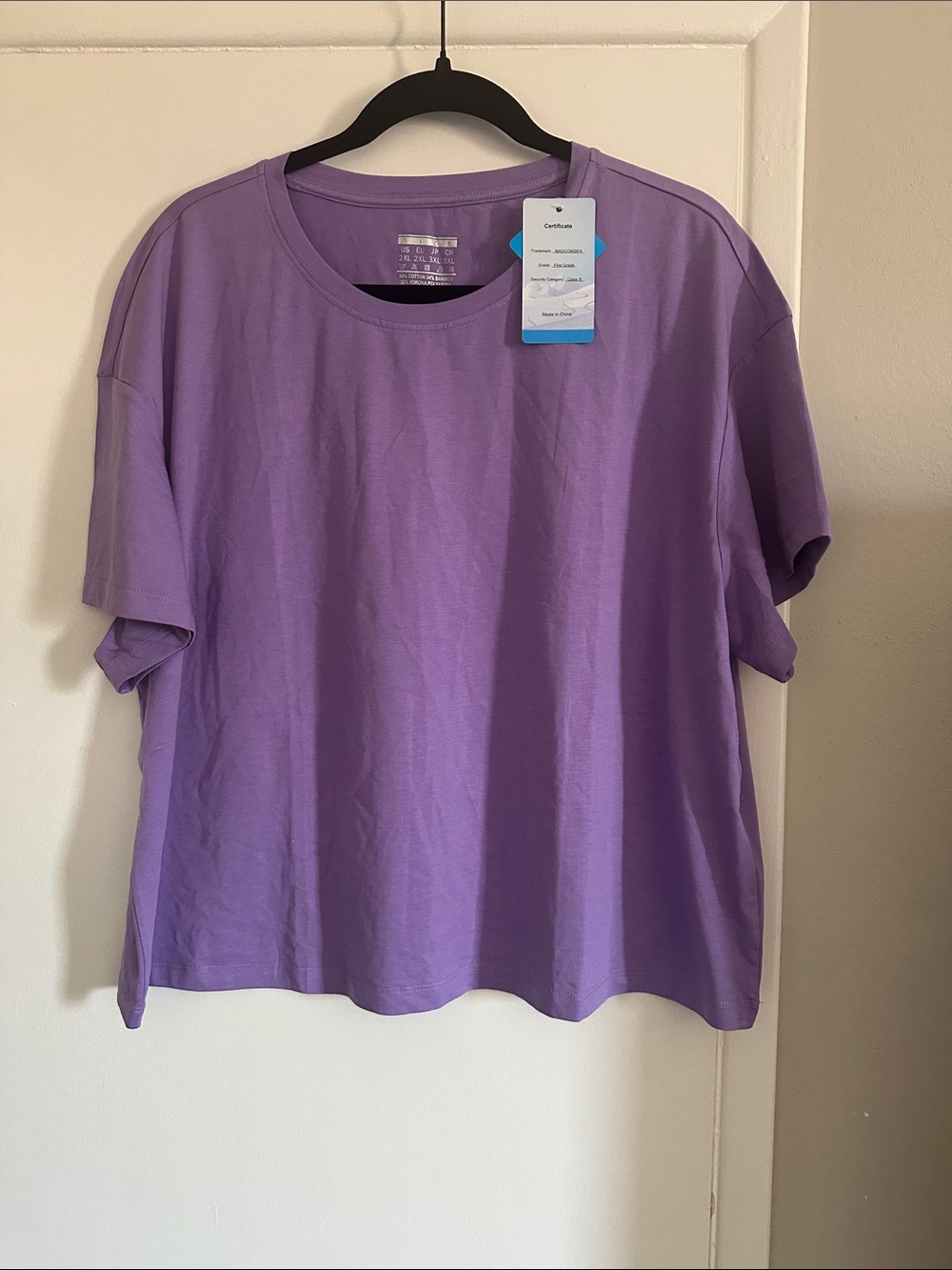 NWT Magcomsen Women’s Workout
Lavender Boxy Crewneck Tee size 2XL
